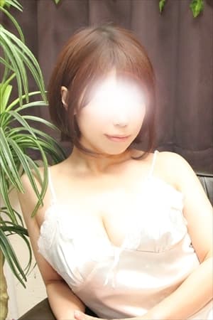 宮脇 奈那子 3