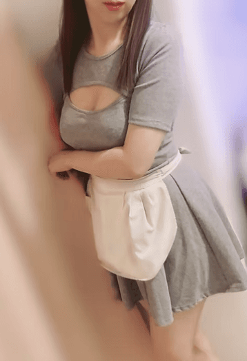    木の葉 ゆあ (40代半ば)