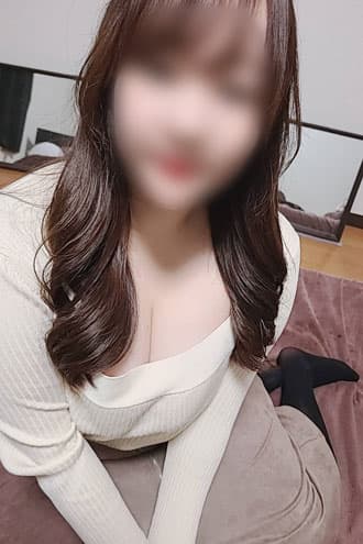 GRAND PALACE (グランドパレス)    萌乃 (20代半ば)