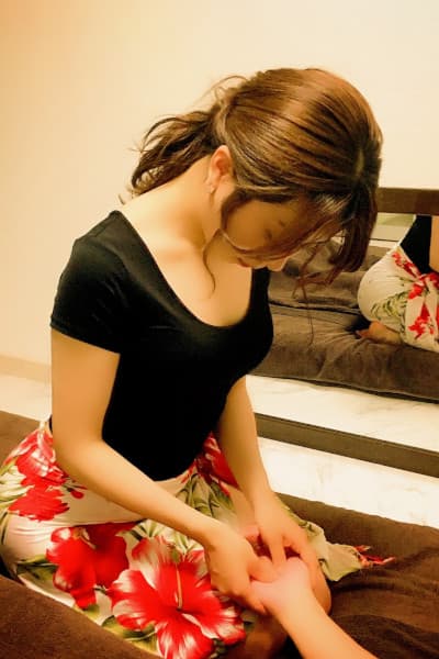 SOLUNA (ソルナ)    愛内