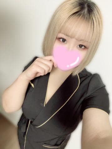 RAVIORA (ラヴィオーラ)    える (20代)