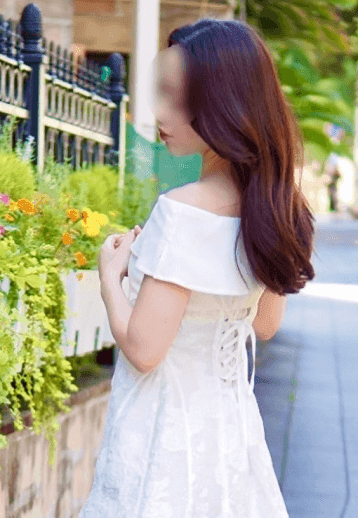 オッターズ (otters) 睾丸マッサー専門店    瞳 