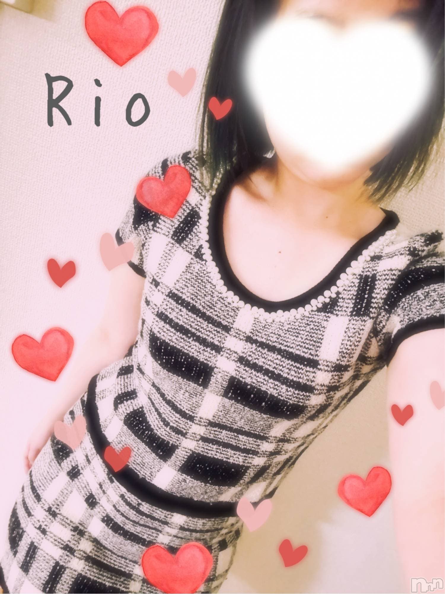 Lumea (旧レーブル)     小日向 りお