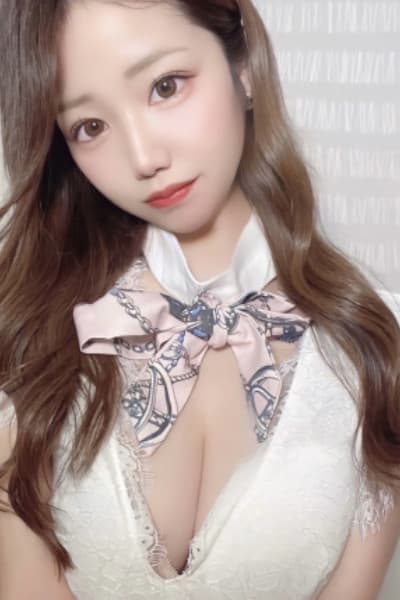 8EIGHT (エイト)    森本 ゆい (20代前半)