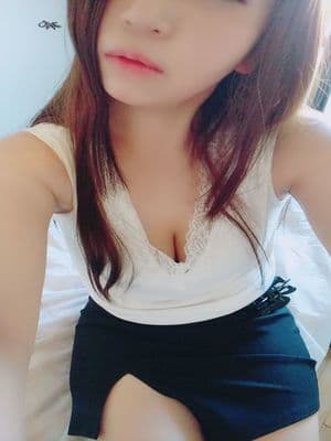 ARONA (アローナ)    市川 怜実 3