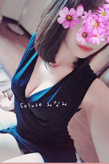 Salute (サルート)    宝条 みなみ (30代前半)