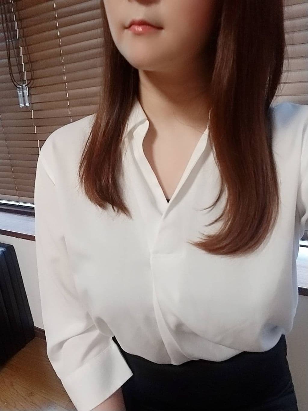 RERE GROUP (リリグループ)    天野 エリカ