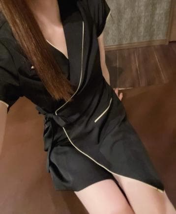 RAVIORA (ラヴィオーラ)    すみれ (30代)