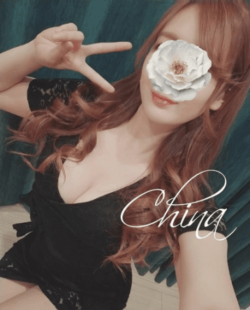 RAVIORA (ラヴィオーラ)    ちな (30代)