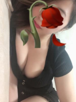 ARME de la femme (アルムドゥラフェム)    渡辺 李華