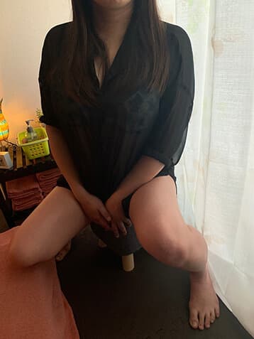 aku美 FaFa ファーファー    ロール (40代)