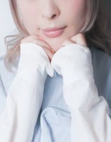 めい