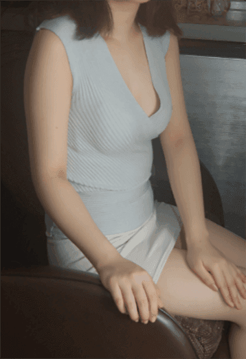 華月 さな