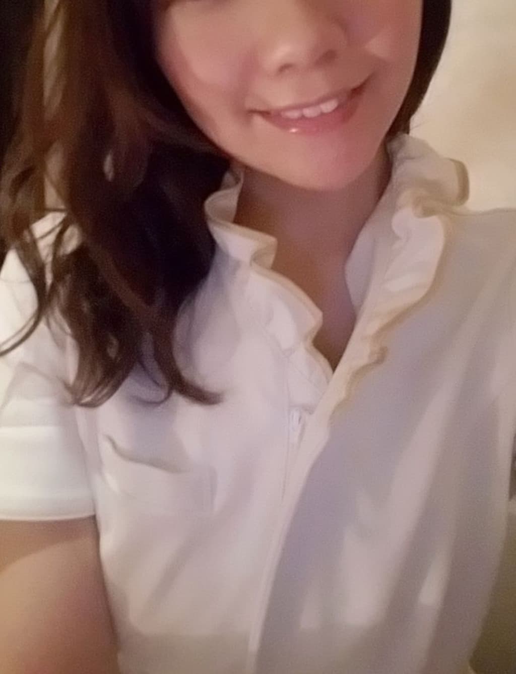 RERE GROUP (リリグループ)    青山 遥香 