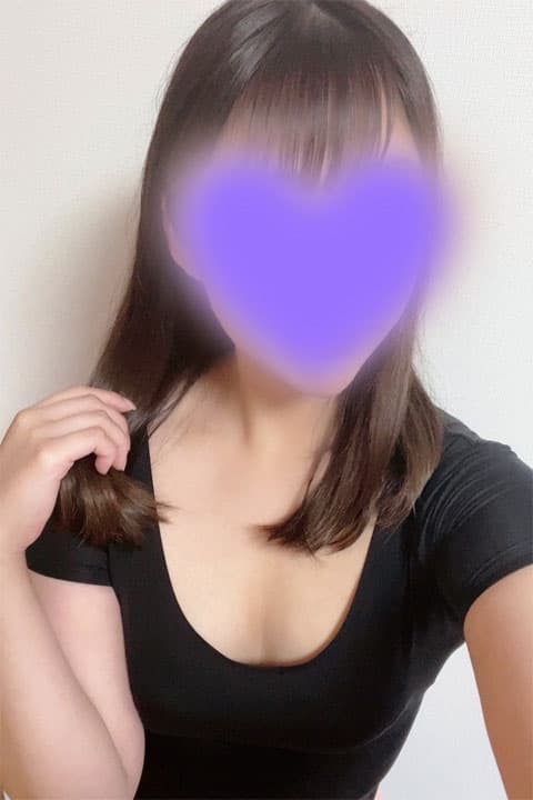 林 まりん