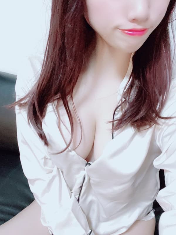 成宮 ゆうり