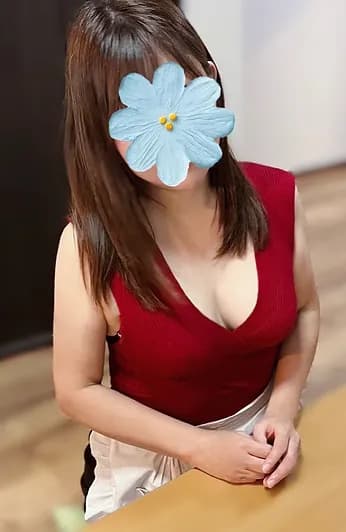    丸岡 ななみ (40代前半)