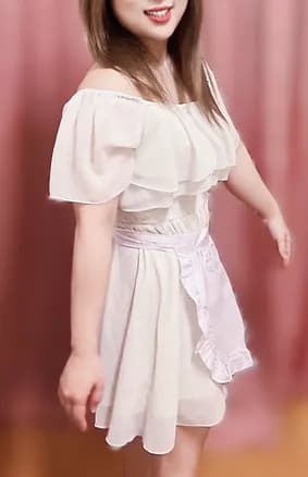    峯岸 もえ (30代半ば)