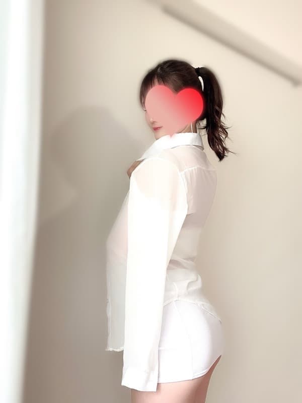 綾瀬 なな