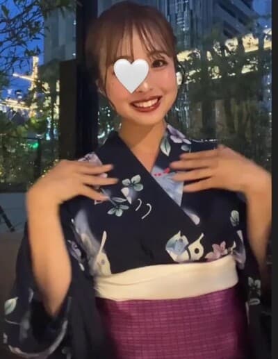 葵 ももか