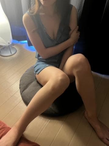 aku美 (アクビ)    うの (30代前半)