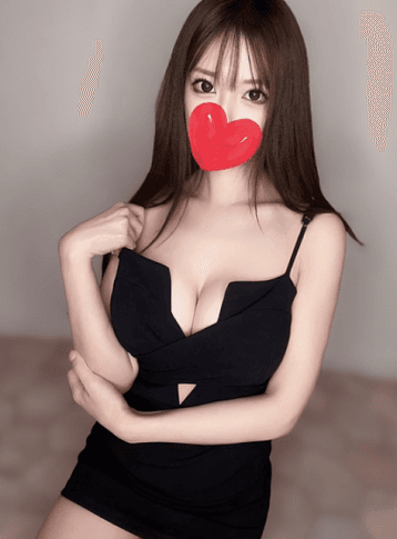 桃叶 まりな