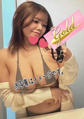 真白 みいな