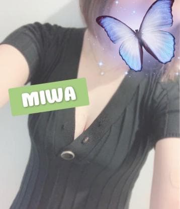    花咲 みわ