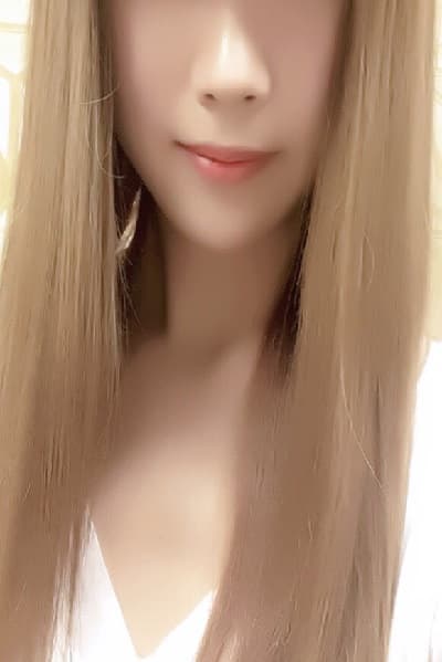 愛内 かりん