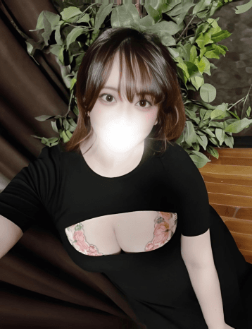    古賀 えりな