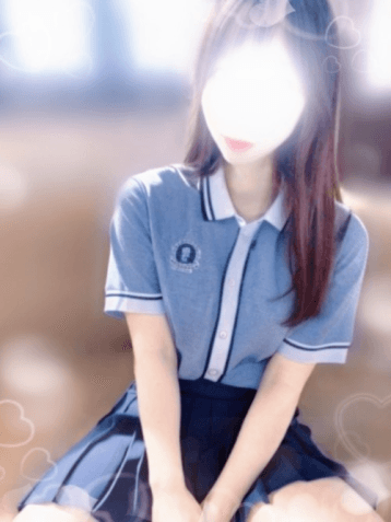 ゆりな