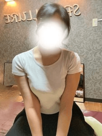    相田 あや