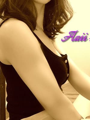 Aaii maam (アーイーマーム)    ナナ (30代)