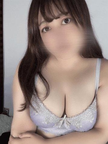鮎川 まなみ