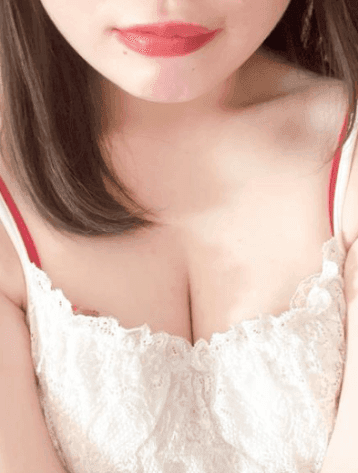 椎名 ななみ