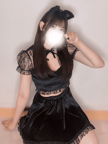 篠月 なこ