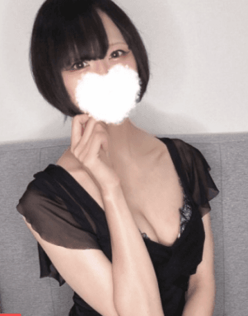 小林 ちなつ