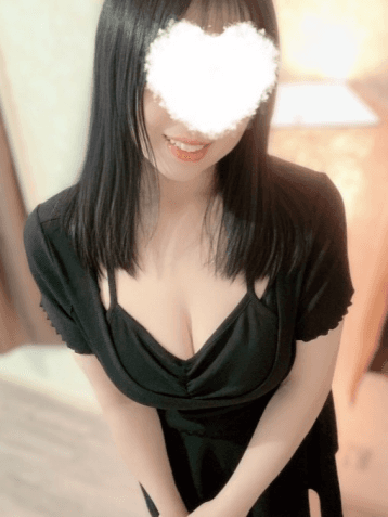深田 ななこ