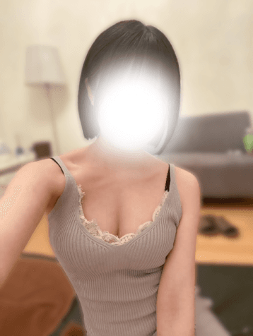 皐月 るな