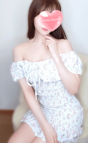 美園 かなで