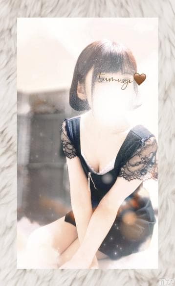 Lumea (旧レーブル)     秋月 つむぎ