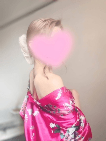 桐谷 えみり