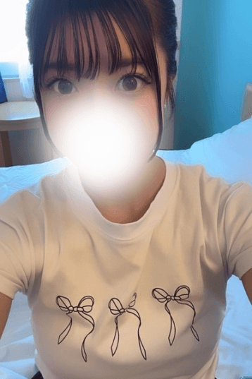ゆりな