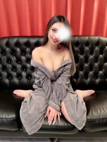 ザ ベストアンドモア    妃 あんじゅ (20代)