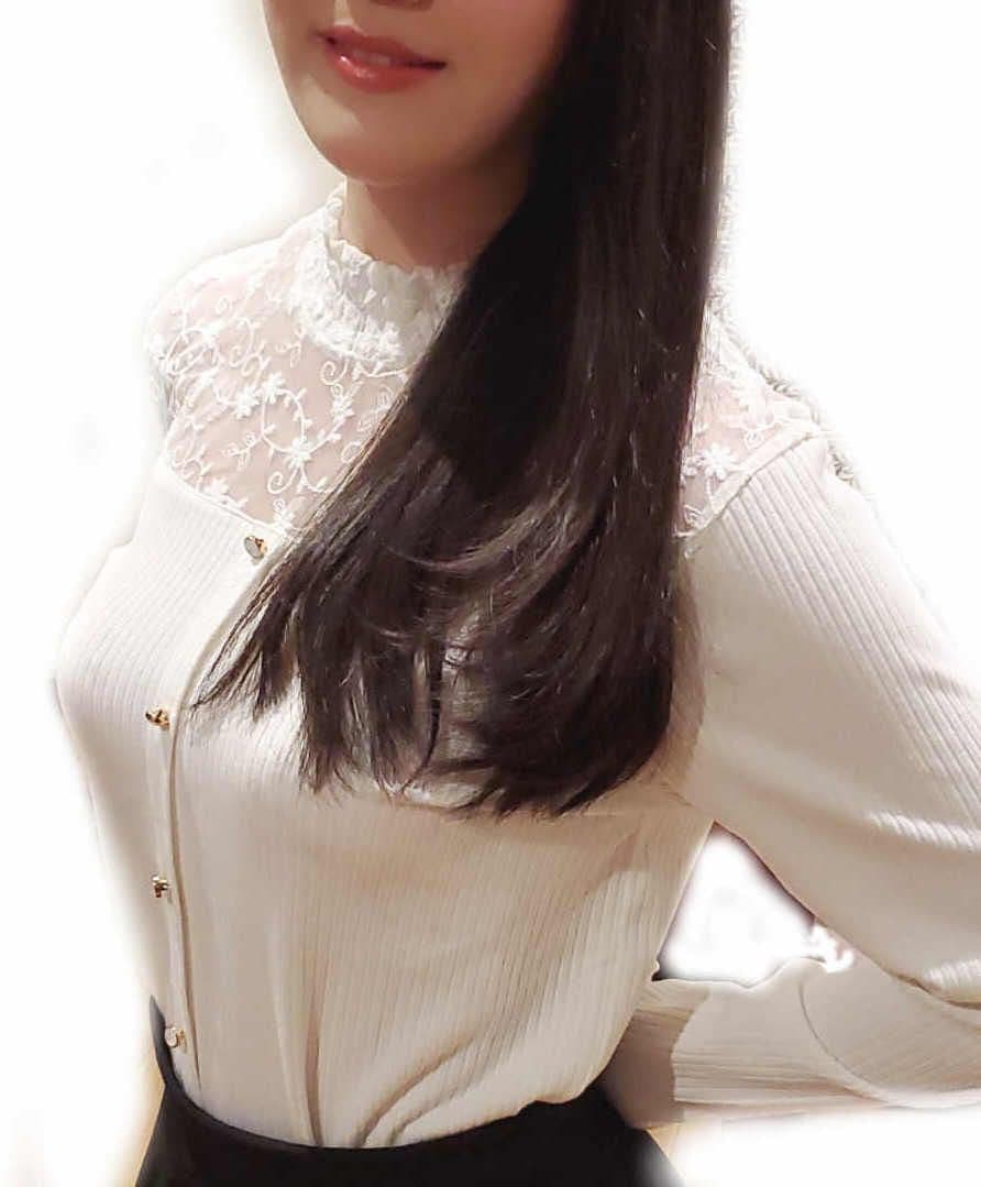 RERE GROUP (リリグループ)    花城 百香