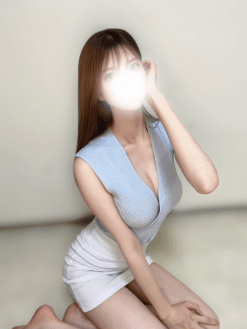 立華 りさ