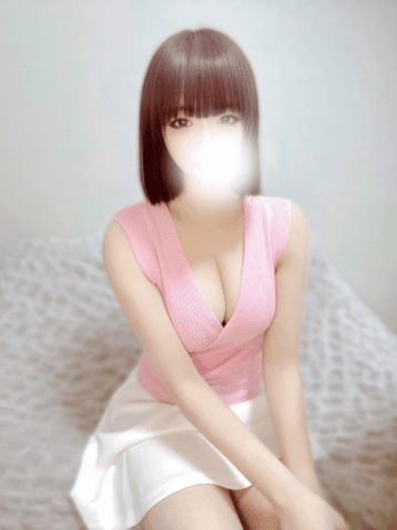 鹿目 りあな