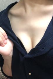 あやな