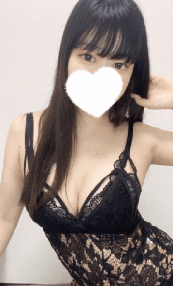 マナミ