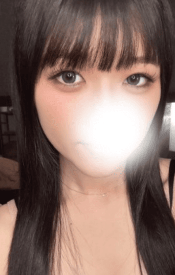 月城 ゆずは
